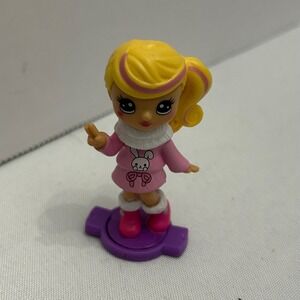 Hayden Party Pop Teenies Figure Toy Pink Shirt‎